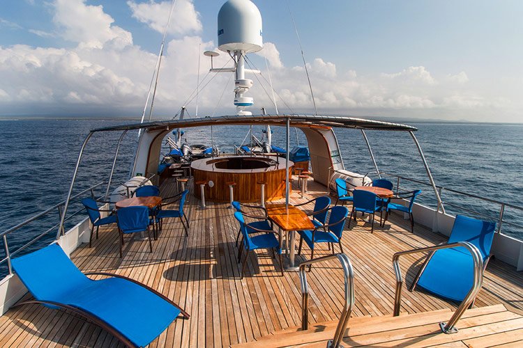 Integrity – Luxury Class – Galapagos 20 Integrity Yacht