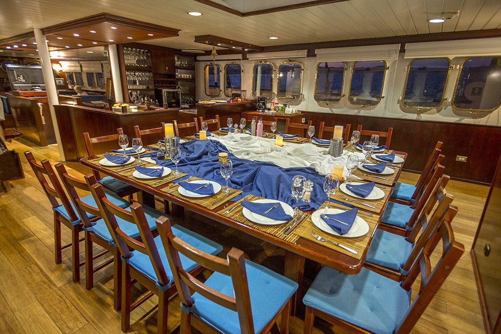 SOCIAL (2) Mary Anne Yacht