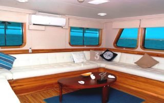 Koln yacht galapagos Koln yacht galapagos