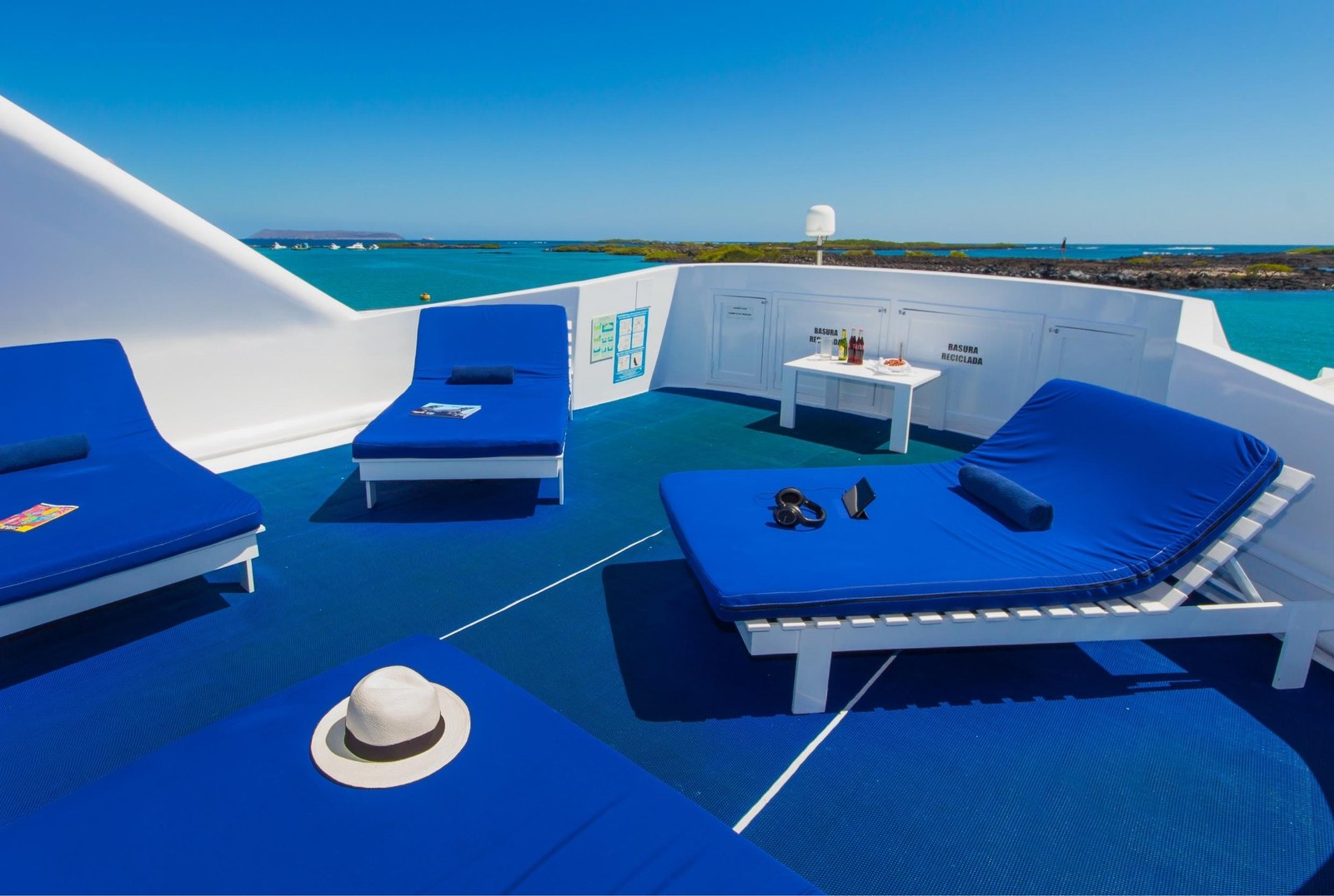 Koln Galapagos Yacht Upper Deck