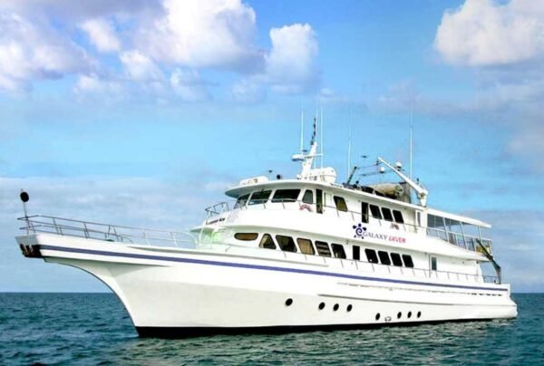 galaxy diver yacht