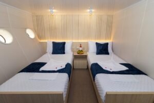 Galaxy-Diver-Cabin-Twin-Bed-Lower-Deck