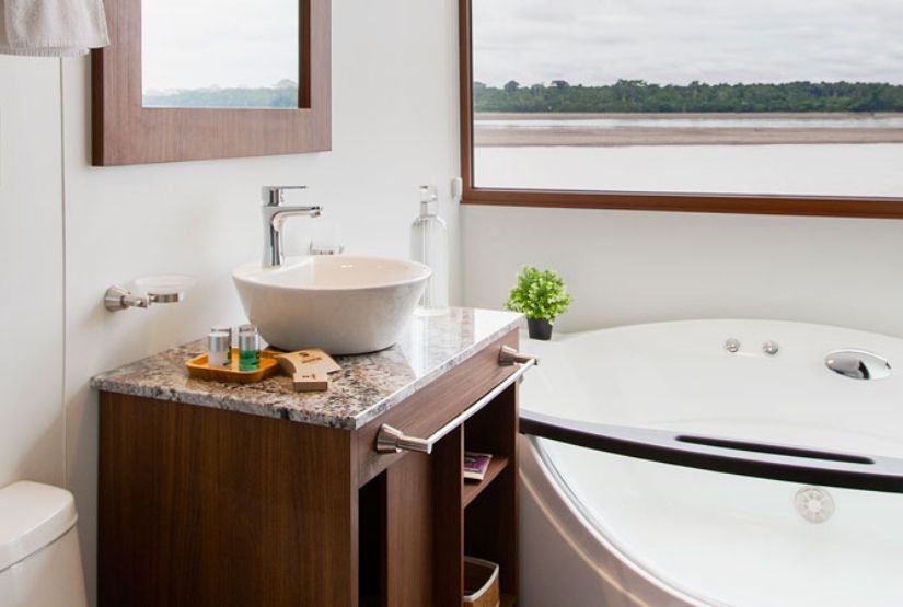 manatee amazon explorer bathroom