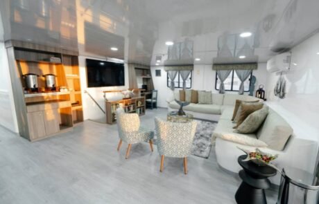 Anahi Catamaran coffee station