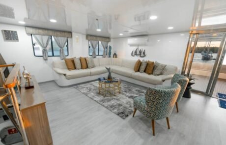 Anahi Catamaran living room