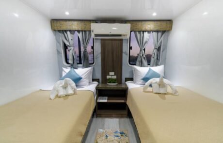 Anahi Catamaran twin cabin