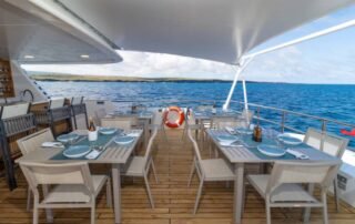 Galapagos Angel Yacht dining room