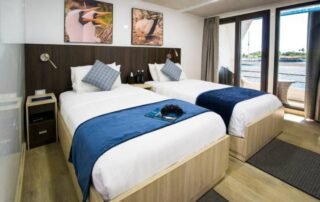 Natural Paradise Yacht twin cabin