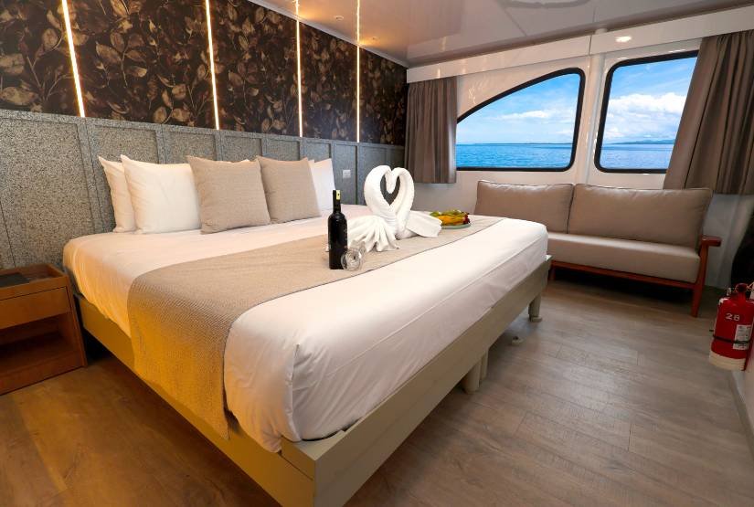 Ecogalaxy Yacht Matrimonial Cabin