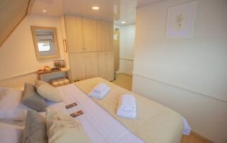 Seaman Catamaran Matrimonial Cabin