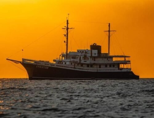 Evolution Luxury Yacht Galapagos