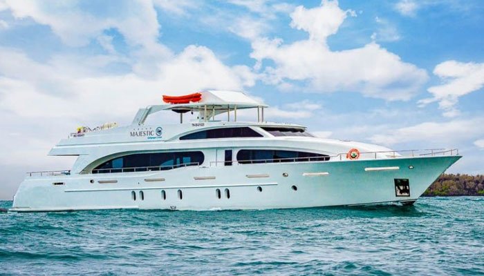 Grand Majestic Yacht