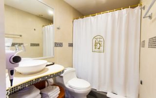 Gran Hotel Lobo de Mar bathroom