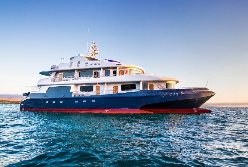 Trimaran Galapagos Horizon