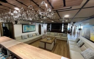 Anali Catamaran GPS living