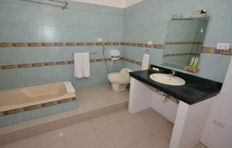 Casa Opuntia Hotel bathroom