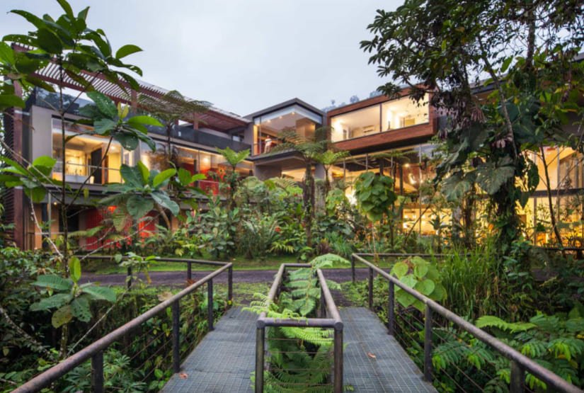 exterior mashpi lodge