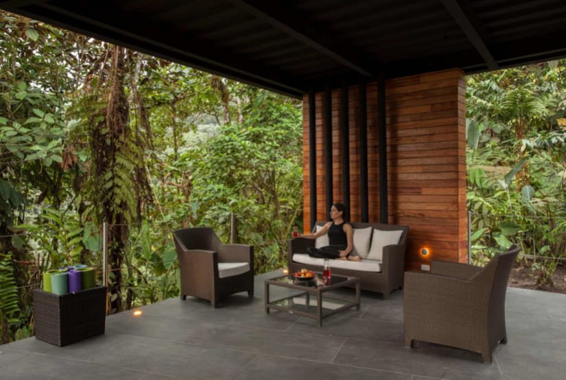 yoga lounge mashpi logde