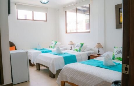 Hotel Costas Pacifico quadruple bed