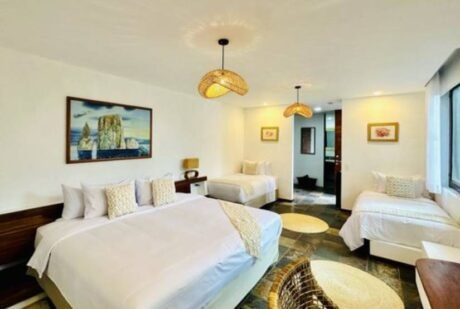 Escalesia Villa cuadruple room